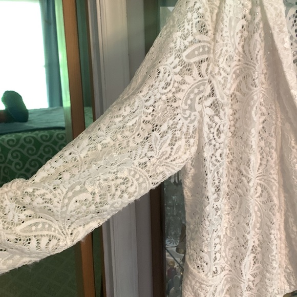 Catos - Picture 2 of 4